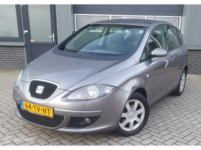 Seat Altea 1.6/ AIRCO/ TREKHAAK/ APK NIEUW/ CRUISE CONTROL