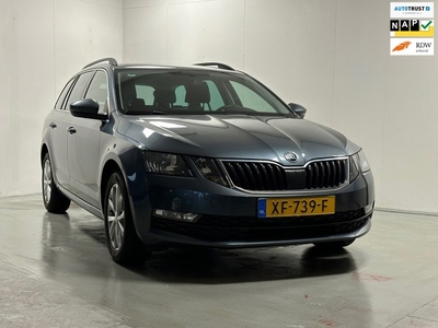 Skoda Octavia Combi 1.6 TDI Adaptive / Camera / PDC /