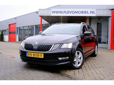 Skoda Octavia Combi 1.6 TDI Ambition NaviHalf