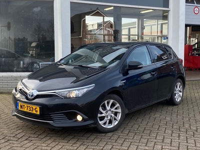 Toyota Auris 1.8 HYBRID DYNAMIC navi Cam Keurige auto!