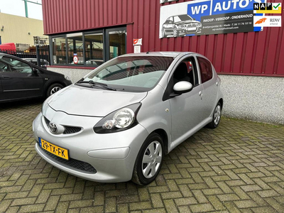 Toyota Aygo 1.0-12V +