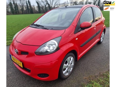 Toyota Aygo 1.0-12V ComfortAirco APK-Nieuw!5-drs