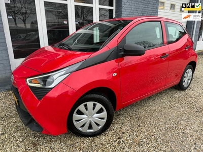 Toyota Aygo 1.0 VVT-IX FUN WEINIG KILOMETERS, NIEUWSTAAT.