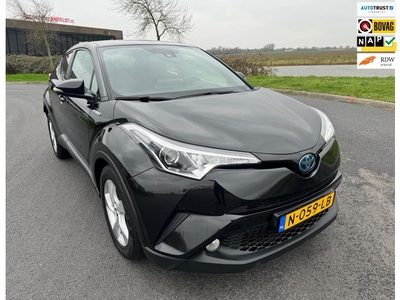 Toyota C-HR 1.8 Hybrid Active, AUTOMAAT. Volledig dealer