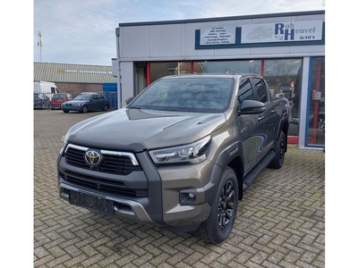 Toyota HiLux 2.8 D-4D Double Cab Invincible OP VOORRAAD!