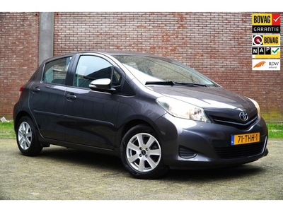 Toyota Yaris 1.3 VVT-i Aspiration 99 PK , Airco, Navigatie