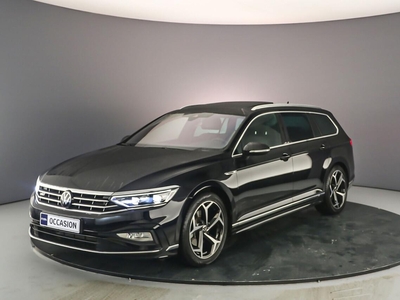 Volkswagen Passat Variant R-Line Business 1.5 TSI 150pk DSG Automaat Panoramadak, Trekhaak, Lederen bekleding, Navigatie, Adaptive cruise control, Airco, Stoelve, stationcar, bj 2023