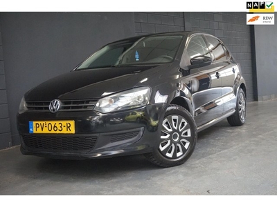 Volkswagen Polo 1.2-12V Comfortline Navi Airco 5d Nieuwe Apk