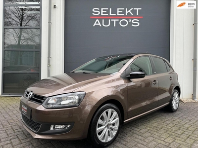 Volkswagen Polo 1.2 12V Style Panoramadak/Airco/RNS 310/Navigatie/Stoelverwarming/16 Inch/Elekt Ramen/Elekt Spiegels/Apk 02-2025, hatchback, bj 2012