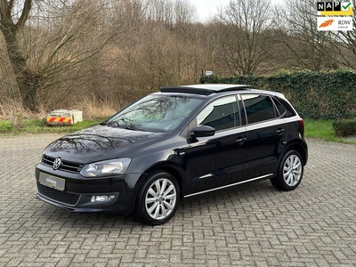 Volkswagen Polo 1.2 TSI Highline PANORAMADAK I PDC I CRUISE