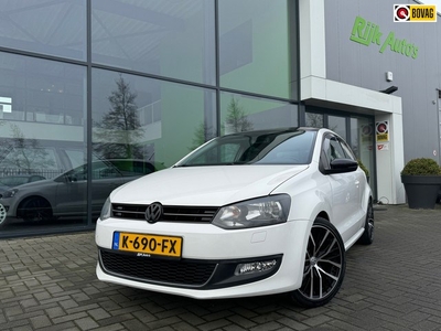 Volkswagen Polo 1.4-16V Style * Panoramadak *