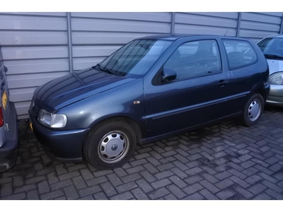 Volkswagen Polo 1.6 apk tot 13-6-2024 auto rijd goed 221 dkm