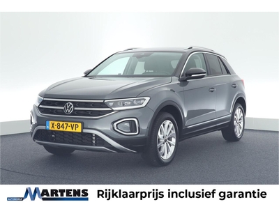 Volkswagen T-ROC 1.5 TSI 150pk DSG Style Trekhaak IQ.Light Massage Virtual Cockpit Navigatie, terreinwagen/pick up, bj 2023