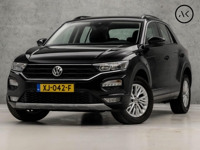 Volkswagen T-ROC 1.5 TSI Sport 150Pk 4 CILINDER, APPLE CARPLAY, ADAPTIVE CRUISE, STOELVERWARMING, NAVIGATIE, DEALER ONDERHOUDEN, BLUETOOTH, TREKHAAK, PARKEERSENS, terreinwagen/pick up, bj 2018