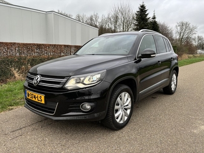 Volkswagen Tiguan 1.4 TSI Sport&Style / NAVI / CRUISE /