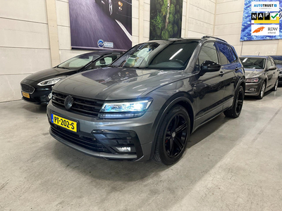 Volkswagen Tiguan 2.0 TDI Comfortline Business R |Pano|Leer|