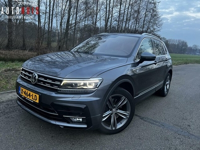 Volkswagen Tiguan 2.0 TSI 4M/3x R-line/Pano/Carplay/Trekhaak