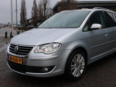 Volkswagen Touran 1.4 TSI Highline VAN 1e EIGENAAR E ALL-SEASON BANDEN TREKHAAK, mpv, bj 2008