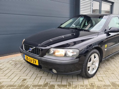 Volvo S60 2.4 Edition, sedan, bj 2002