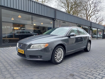 Volvo S80 3.2 Summum 13 jaar dezelfde eigenaar Xenon Leer Navi Telefoon Electrisch verstelbare stoel Stoelverwarming Regensensor, sedan, bj 2007