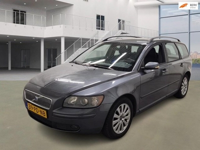 Volvo V50 2.4 Elan AIRCO CRUISE TREKHAAK 2 X SLEUTELS