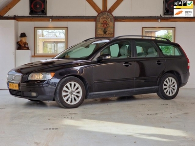 Volvo V50 2.4 Momentum Leder NAP cruise