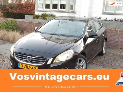 Volvo V60 2.0 D3 Summum Automaat