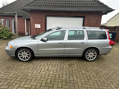 Volvo V70 2.4 D5 MOMENTUM youngtimer, stationcar, bj 2007