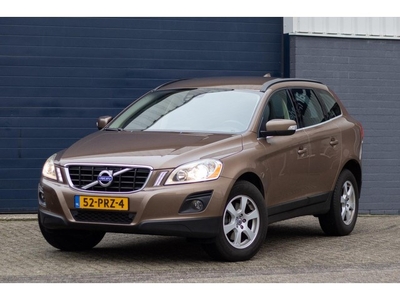 Volvo XC60 2.4D Momentum Navigatie (exportprijs 7750,-)