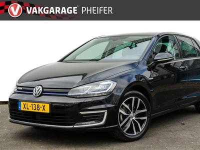 VOLKSWAGEN GOLF e-Golf e-Golf/ € 14.940,- na subsidie Virtual cockpit/ Navigatie/ Carplay/ Adapt. cruise/ Snellaad/ 17