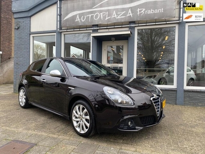 Alfa Romeo Giulietta 1.4 T / CLIMAT / LEDER / XENON /