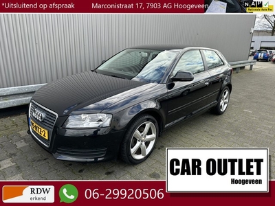 Audi A3 1.6 Attraction Business Edition Navi Clima LM