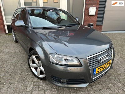 Audi A3 Sportback 1.4 TFSI S-edition / Leder / Navi /