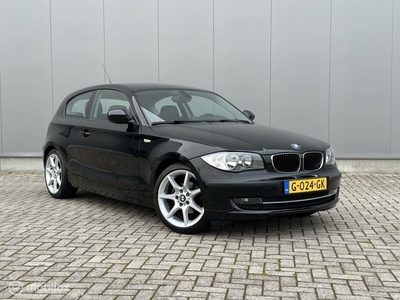 BMW 1-serie 116i LCI Zwart Cruise Control Volle auto!