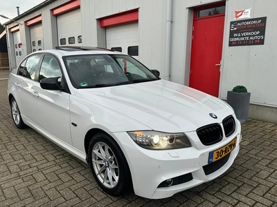 BMW 3 Serie 318i High Executive AUTLederXenon Full options