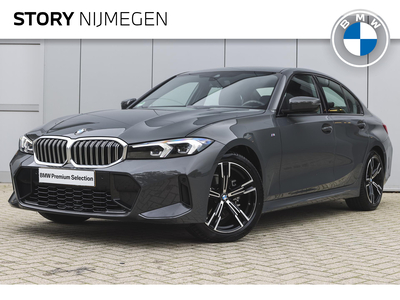 BMW 3-SERIE 318i M Sport Automaat / Sportstoelen / M Sportonderstel / Live Cockpit Professional / Leder / PDC voor + achter