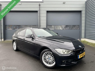 BMW 3-serie Touring 320d High Executive