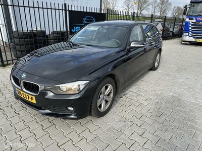 BMW 3-serie Touring 320d High Executive