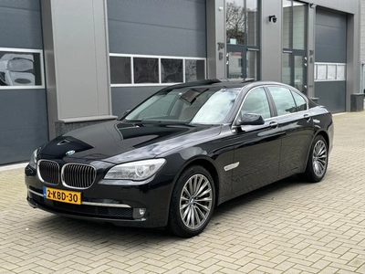 BMW 7-serie 730d High Executive Gereserveerd