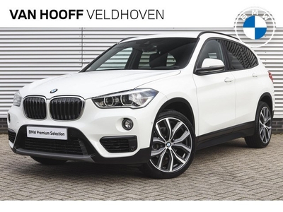 BMW X1 sDrive18i High Executive Automaat / Trekhaak /