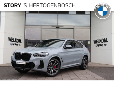 BMW X4 xDrive20i High Executive M Sport Automaat / BMW M 50 Jahre uitvoering / Panoramadak / Trekhaak / Laserlight / Sportstoelen / Active Cruise Control / Harman Kardon / Parking Assistant