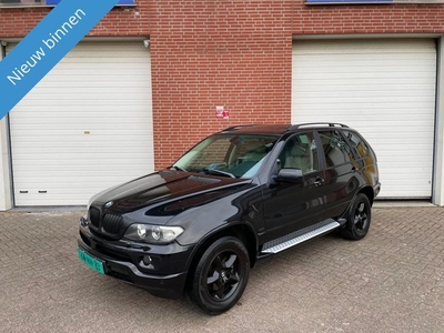 BMW X5 4.4i FACELIFT/DAK/COMFORT LEER/NAVI/BLACK ON BLACK !