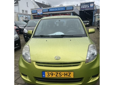 Daihatsu Sirion 2 1.0-12V Premium mooie auto met trekhaak