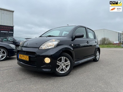 Daihatsu Sirion 2 1.3-16V Comfort 1e Eigenaar! Dealer