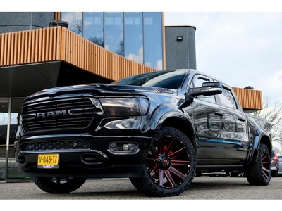 Dodge Ram 1500 5.7 V8 Crew Cab 5'7 BigHorn Pano/Bug