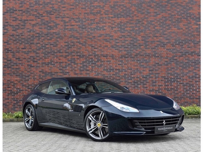 Ferrari GTC4 6.3 V12 Lusso *6.2 V12*Passenger