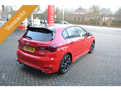 Fiat Tipo 1.4 Turbo Mirror, Station, Trekhaak, Navigatie.