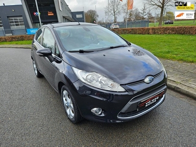 Ford Fiesta 1.4 Titanium 5 deurs airco