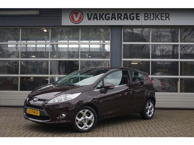 Ford Fiesta 1.6 Ghia (bj 2011)