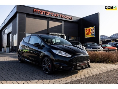 Ford Fiesta 1.6 ST200, 200PK, Camera, Navi, Cruise!